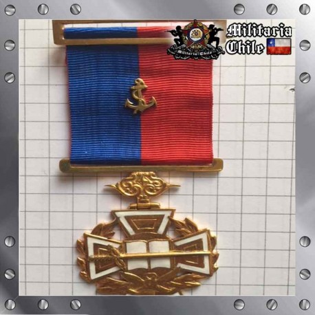 Condecoracion Cruz de Malta Academia de Guerra Rama Armada Chileam Army Medal